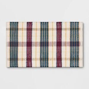 Threshold NWT Plaid 100% Cotton Kitchen Rug 20x34 Red Green